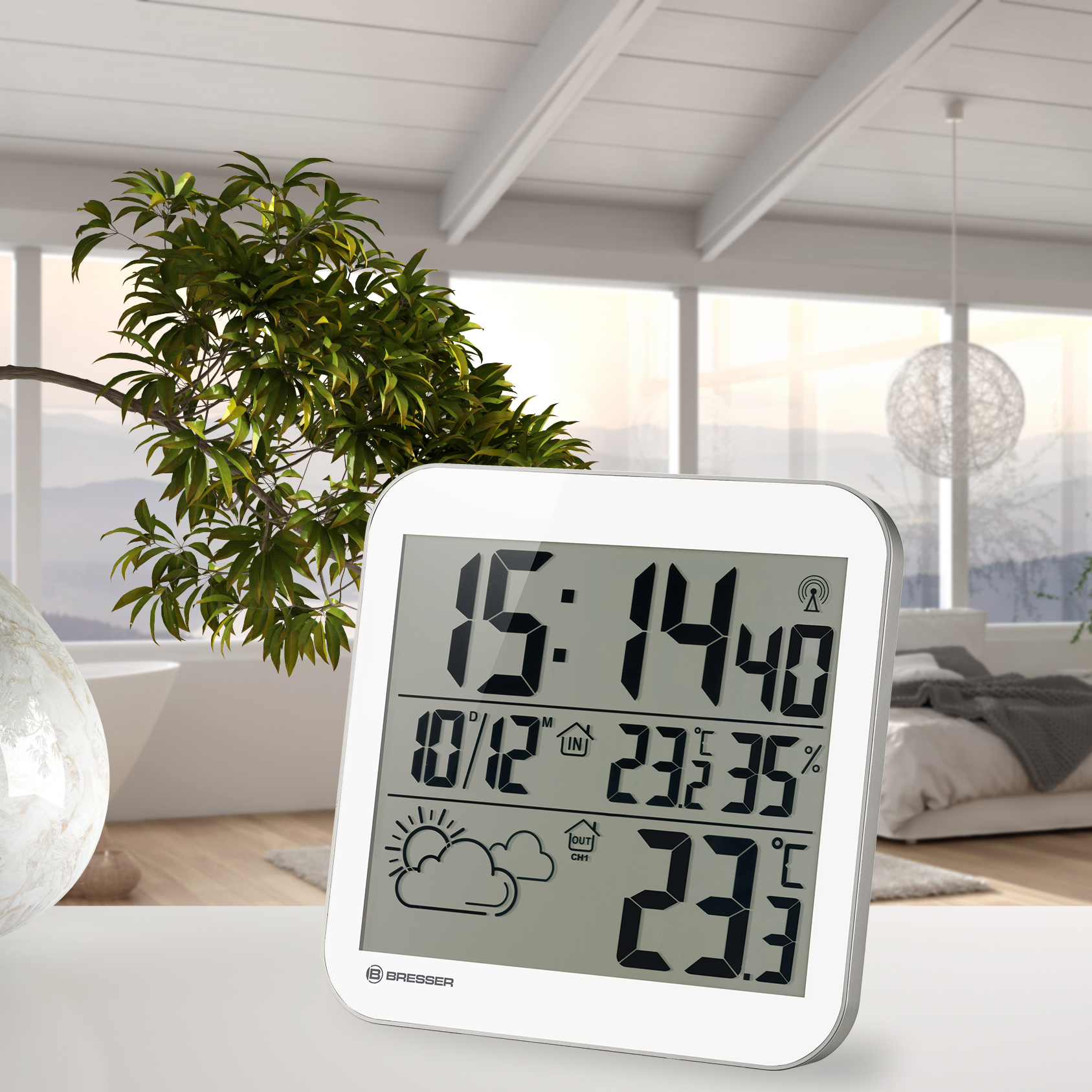 BRESSER MyTime LCD Weather wall clock (Refurbished)